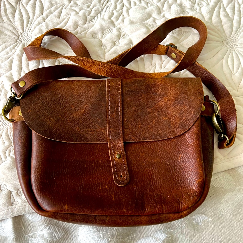 Boutique handmade leather Crossbody Saddlebag